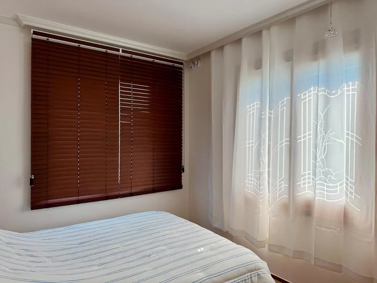 At Home, Sunny Emotional House, Free Parking, 3Q Beds, Attic Movie Theater Busan